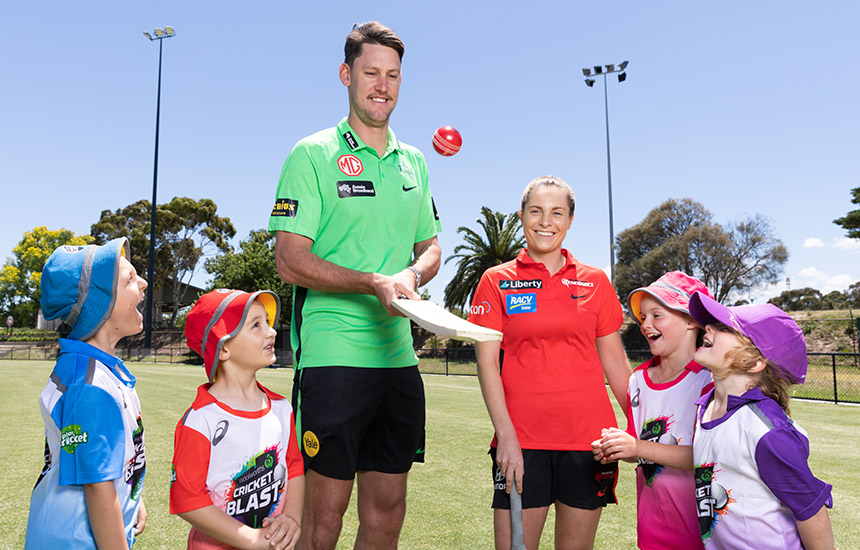 Young Aussie Cricketers receive helping hand from Woolworths to ensure they can pick fresh and play fresh